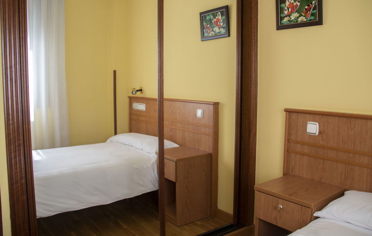 Room Habitación Individual image