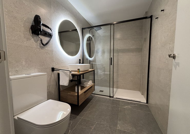 Arenal Suites:Room image 8