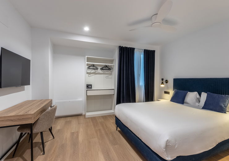Arenal Suites:Room image 3