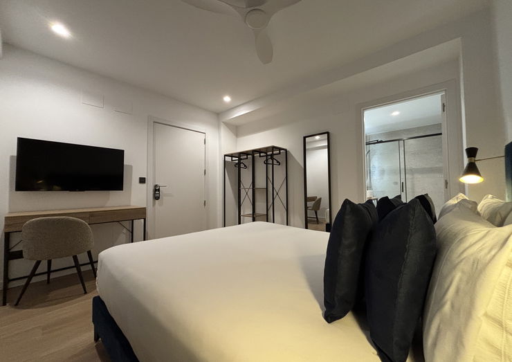 Arenal Suites:Room image 4