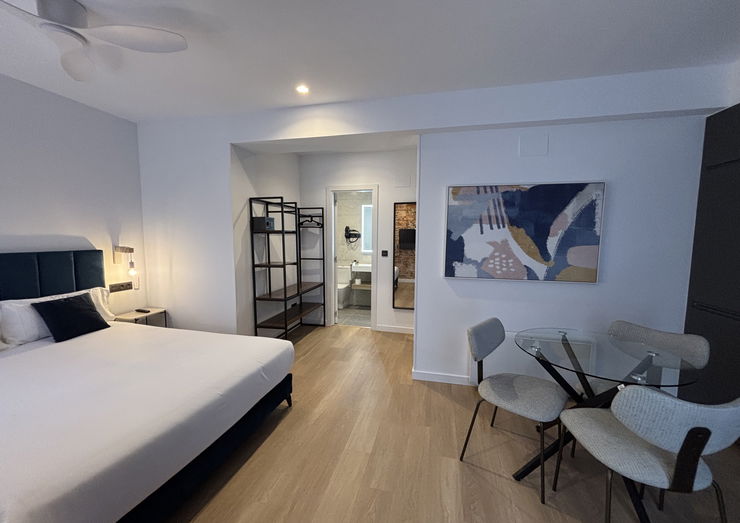 Arenal Suites:Room image 2