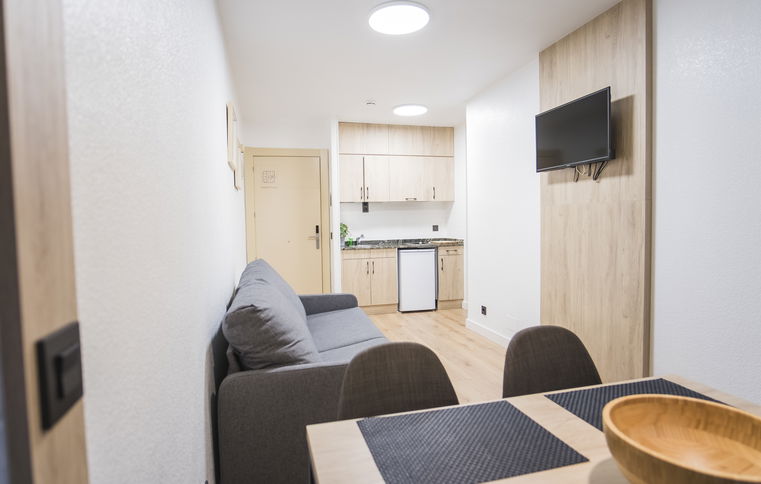 Room Apartamento image