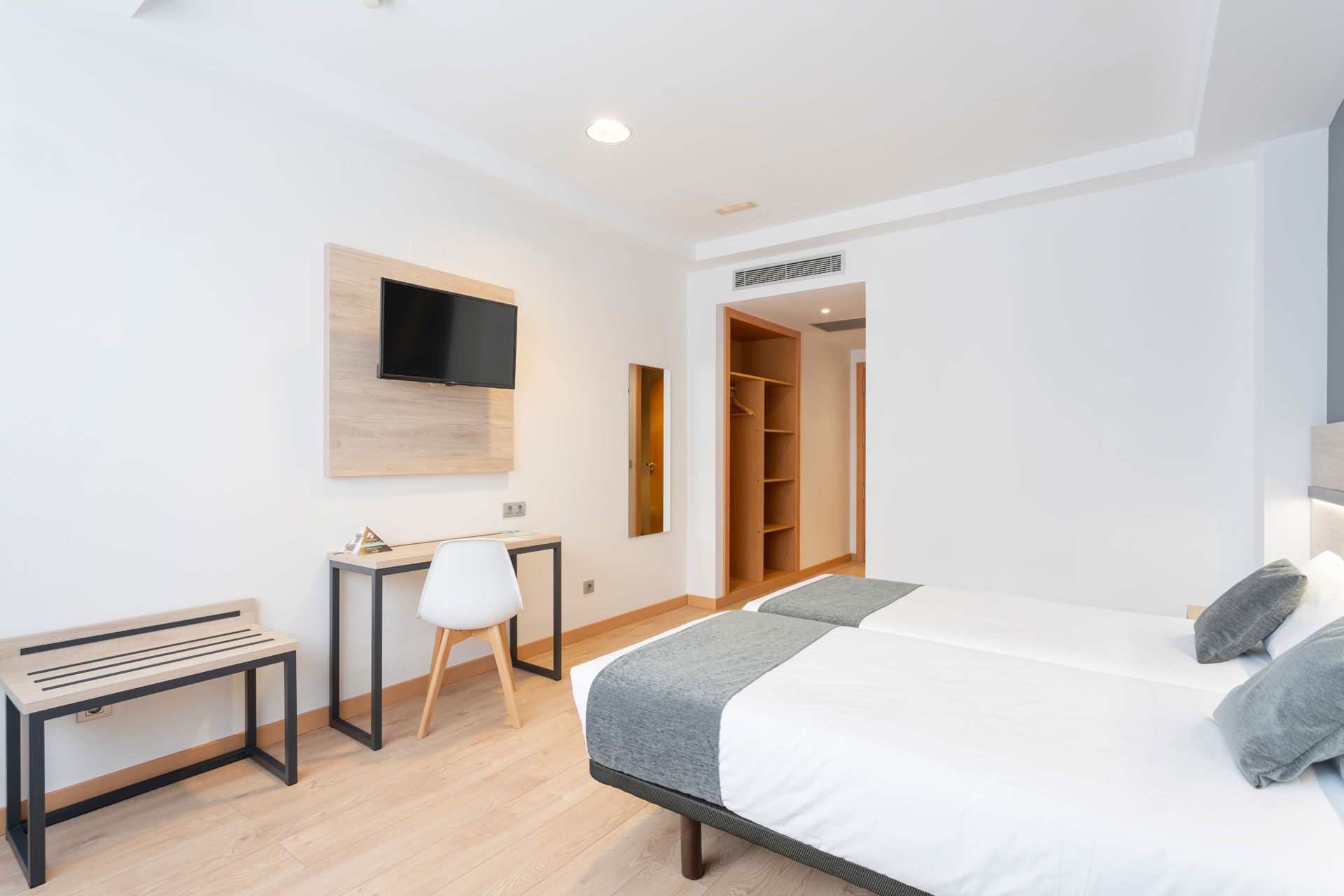 Room Habitación Individual image