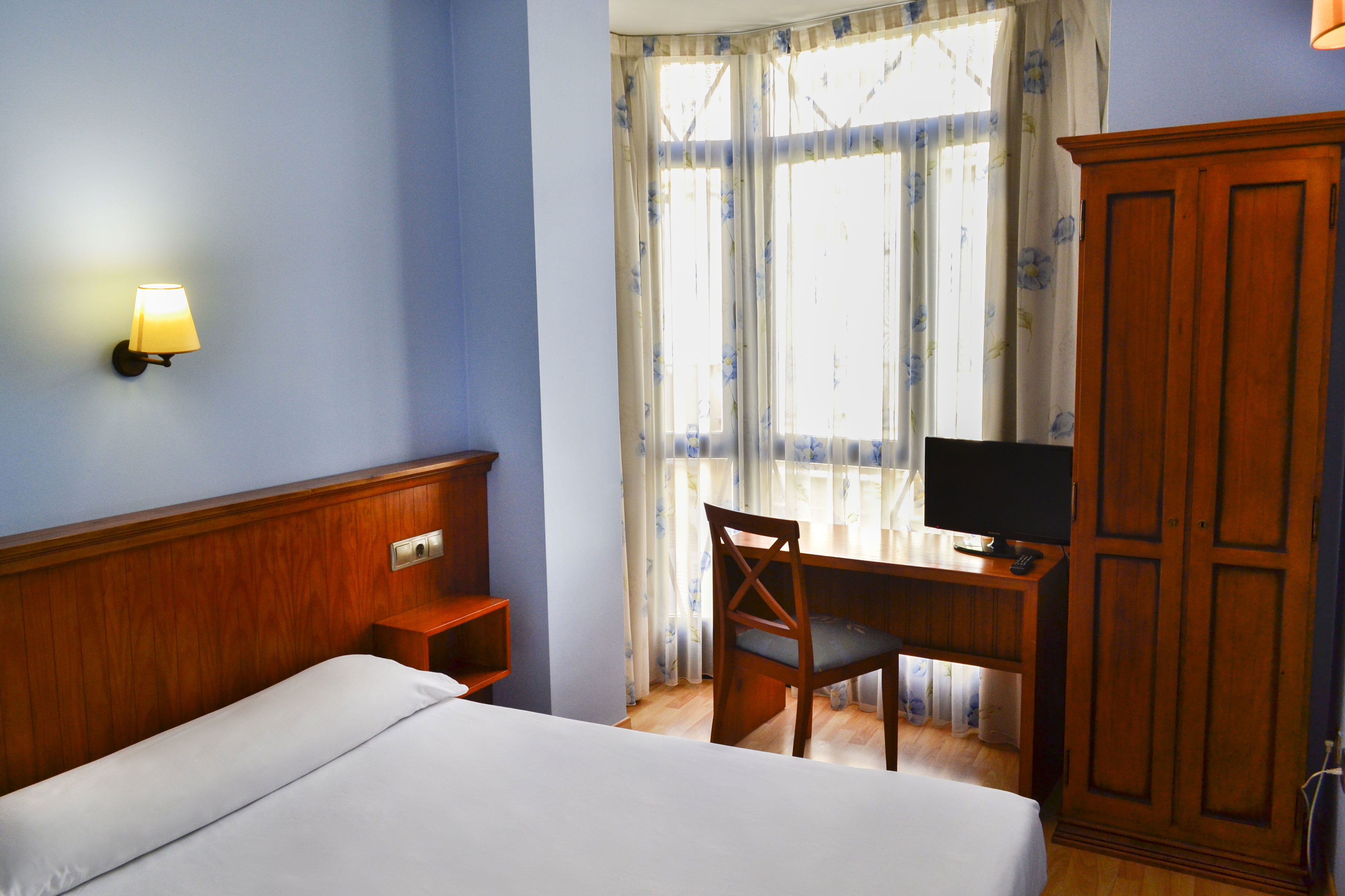 Room Habitación Individual image