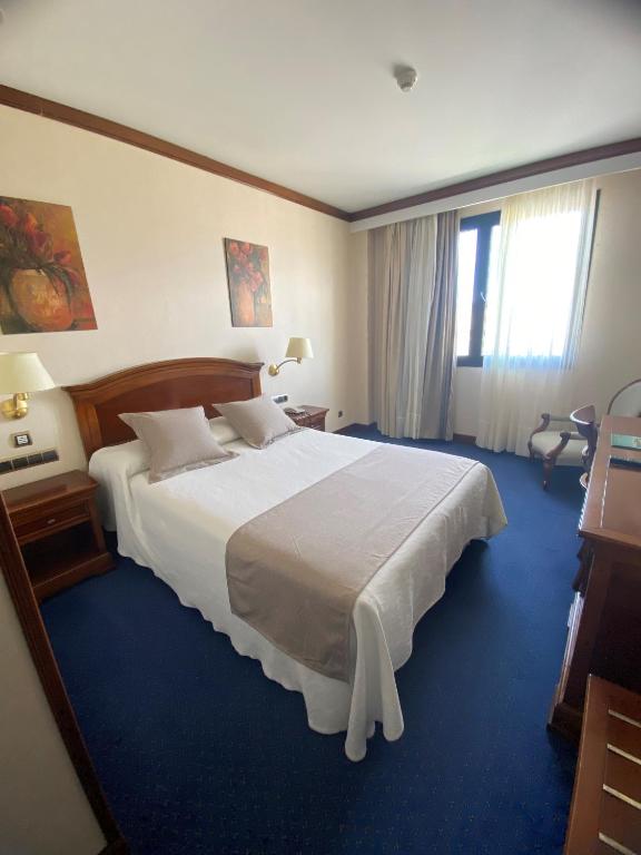 Room Habitación Individual image