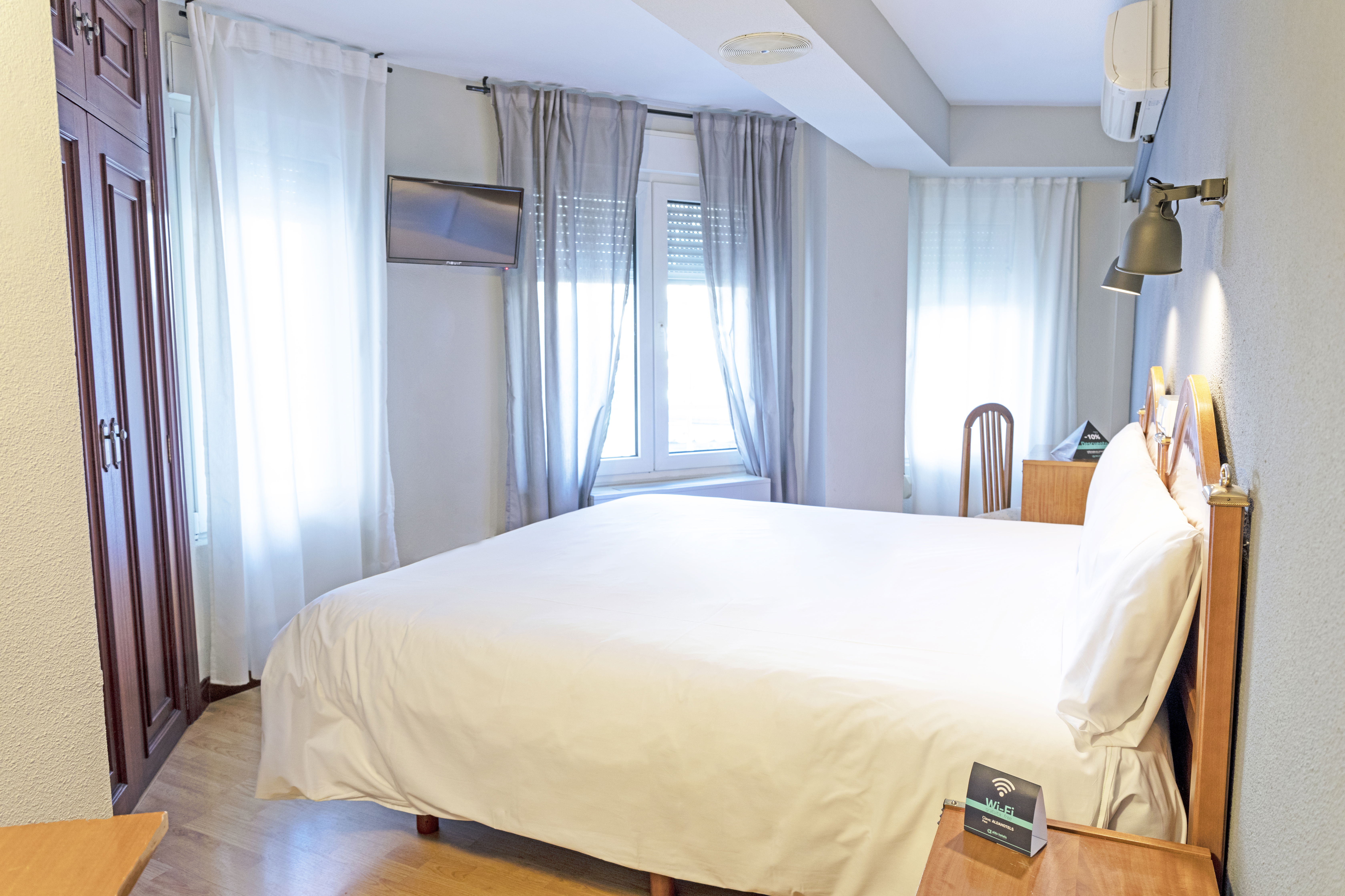 Room Habitación Individual image