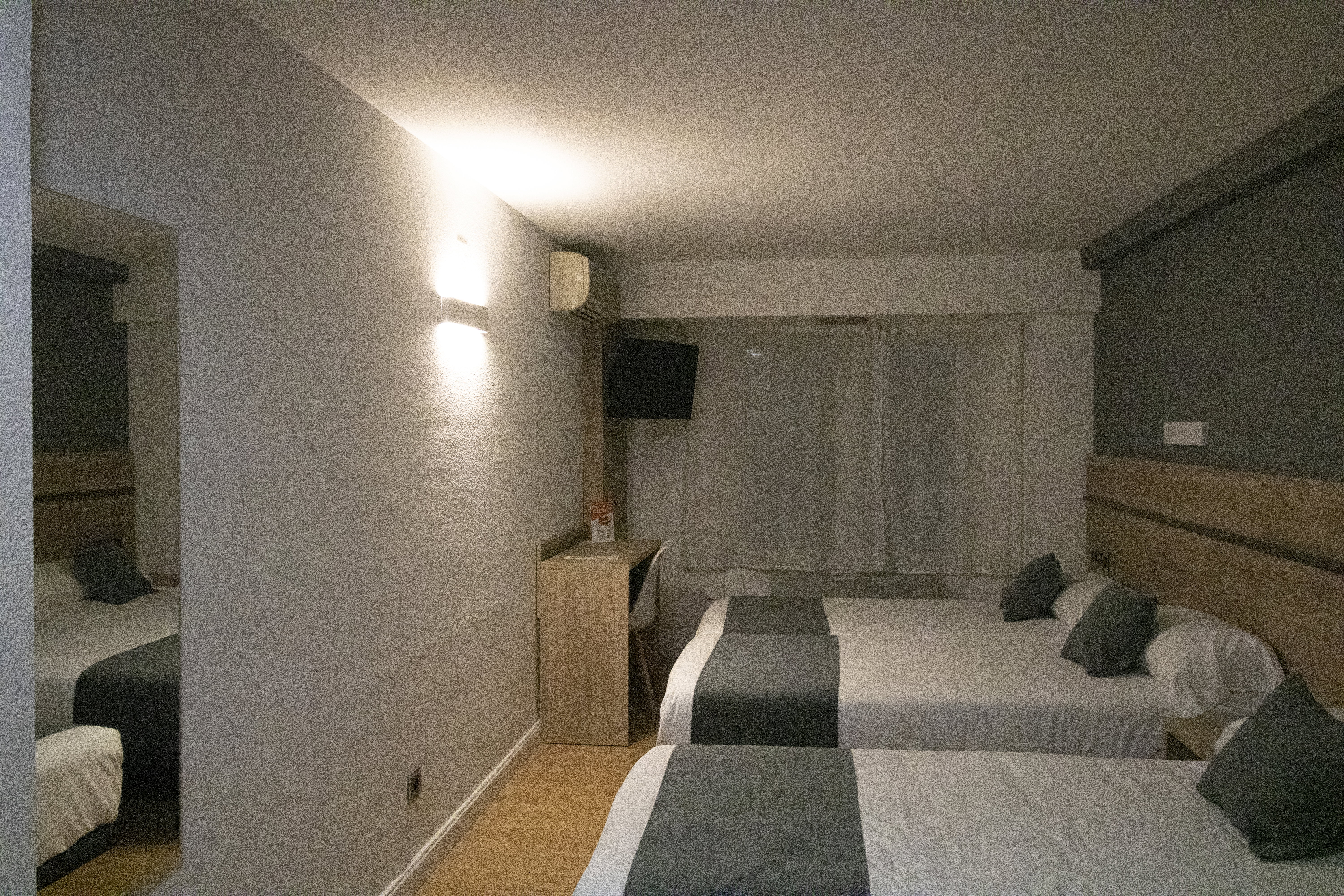 Room Habitación Individual image