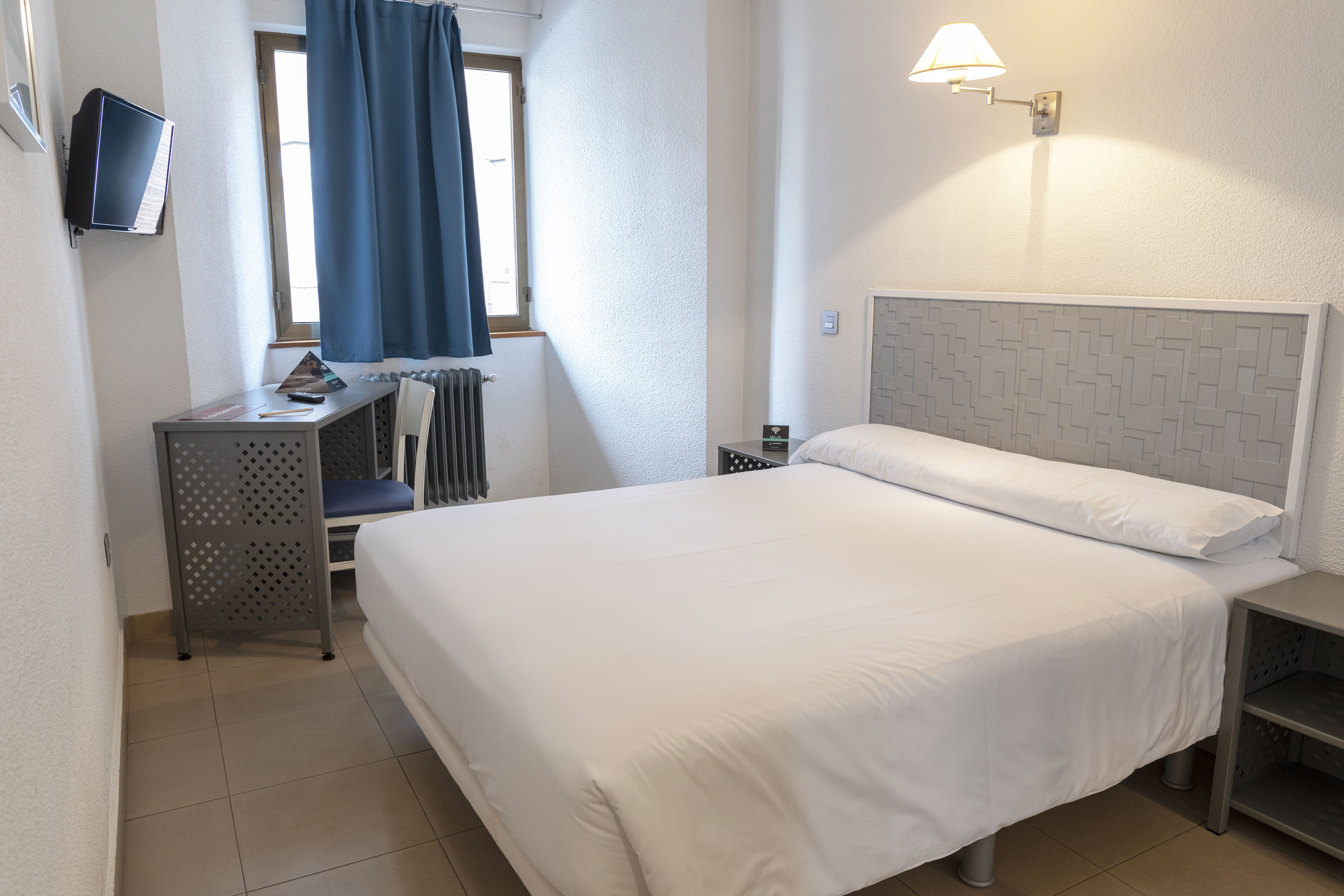 Room Habitación Individual image