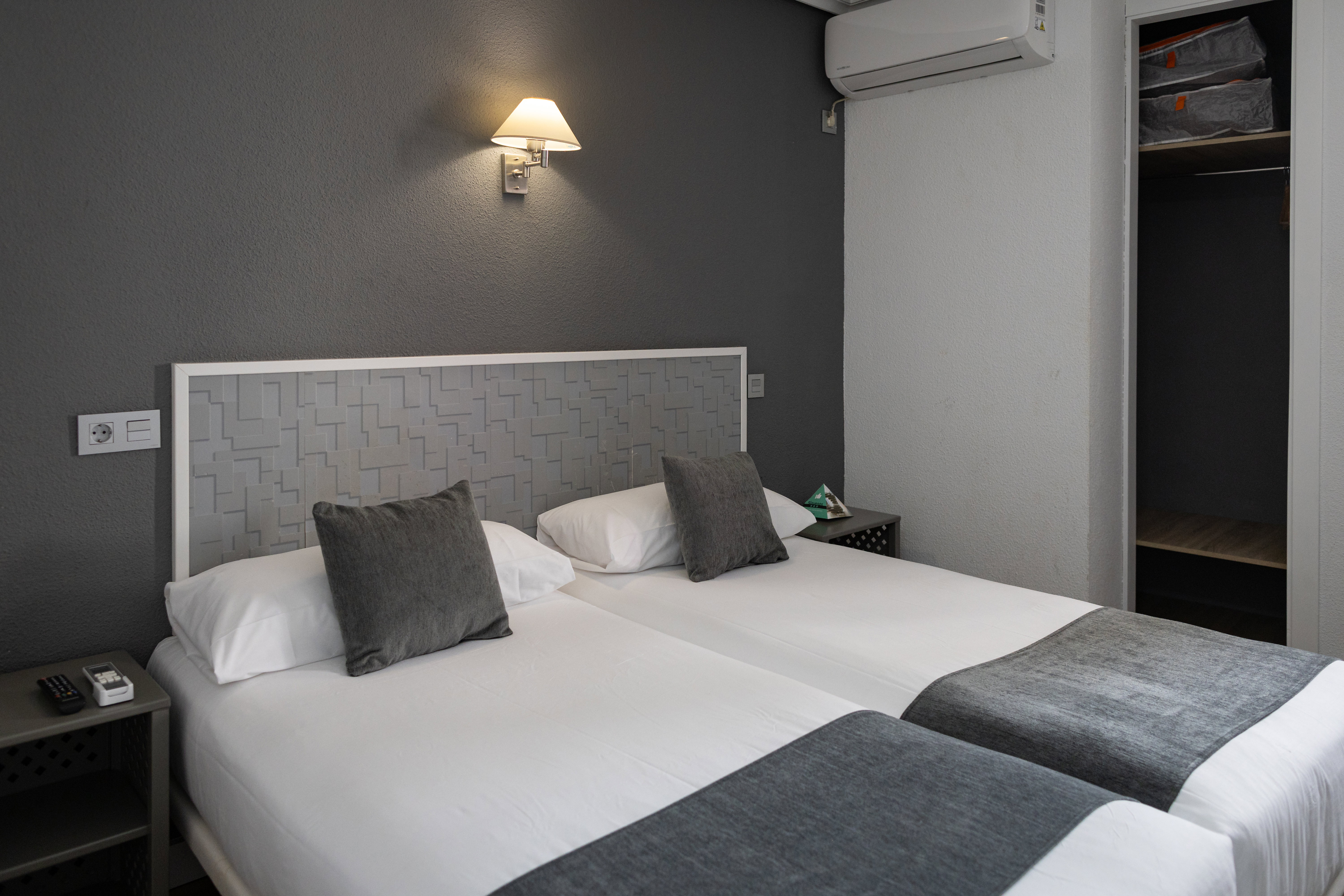 Room Habitación Individual image