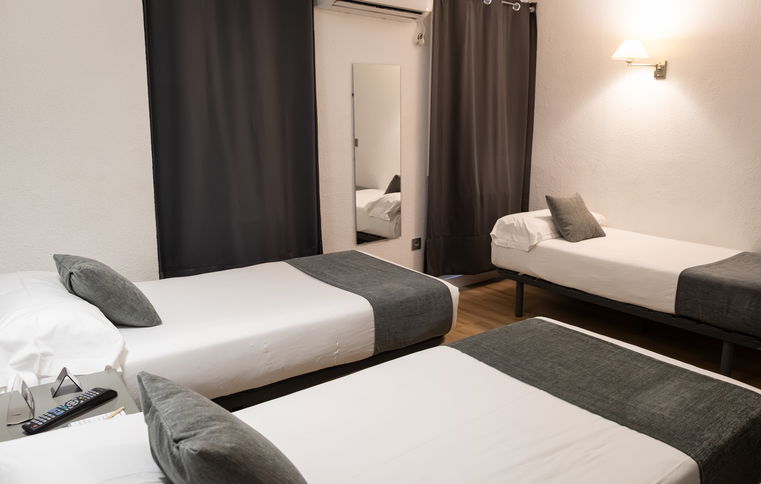 Room Habitación Individual image
