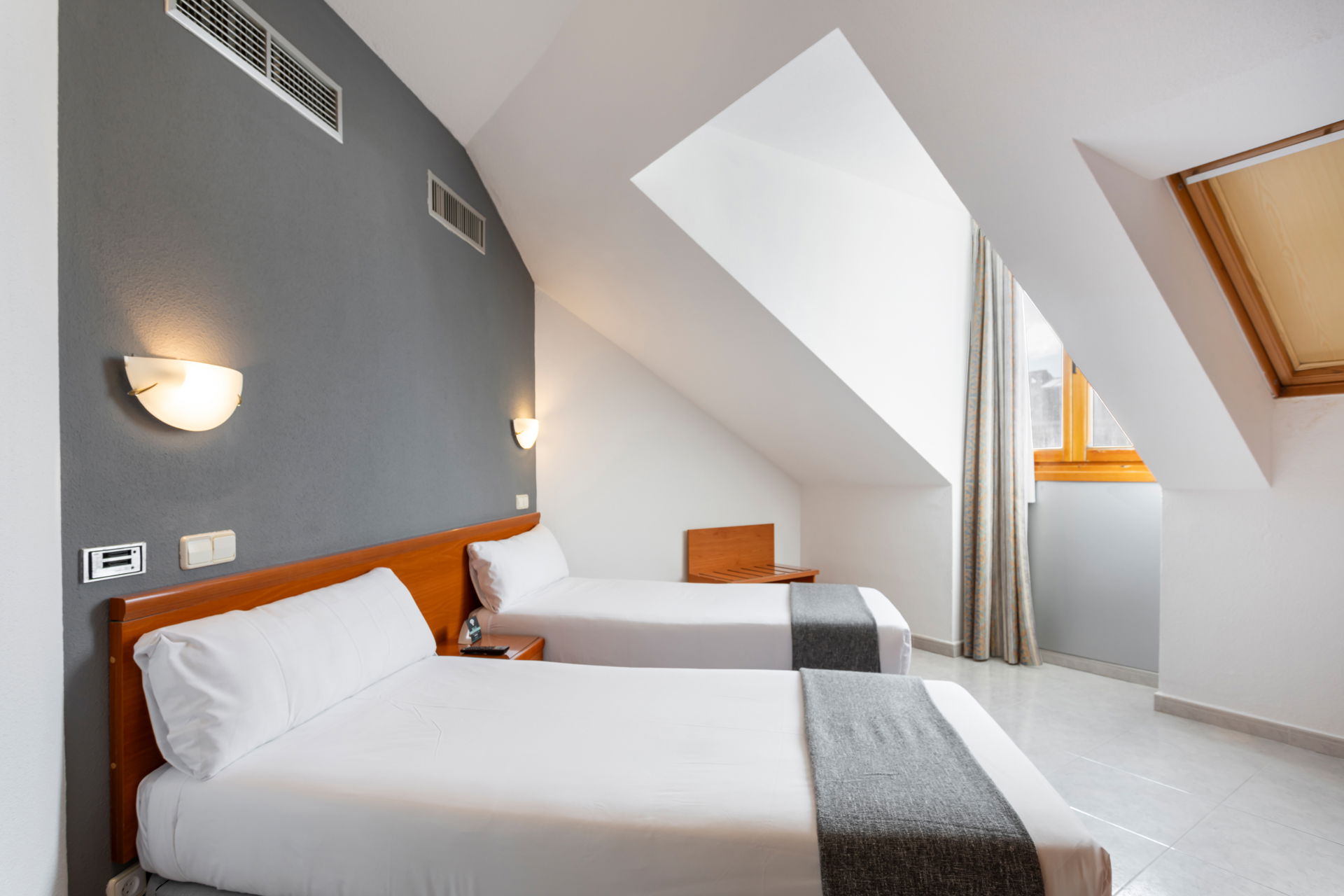 Room Habitación Individual image