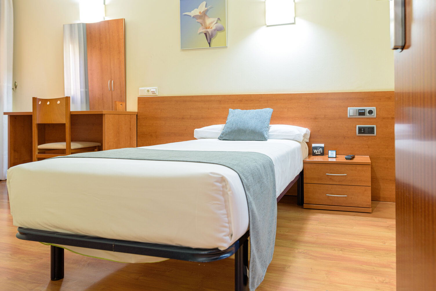 Room Habitación Individual image