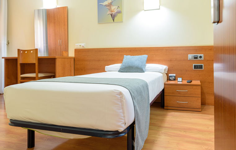 Room Habitación Individual image