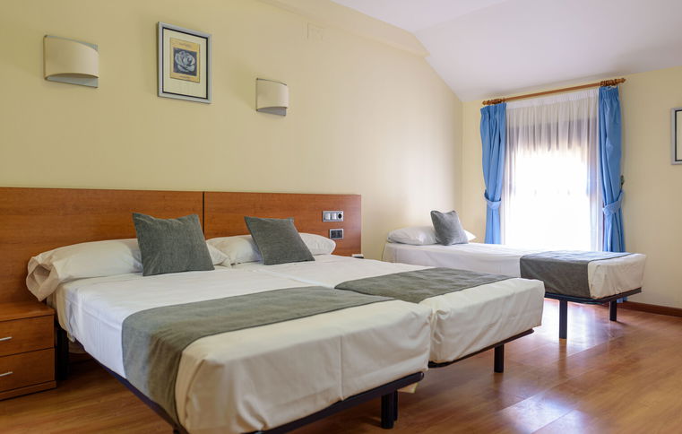 Room Habitación Individual image