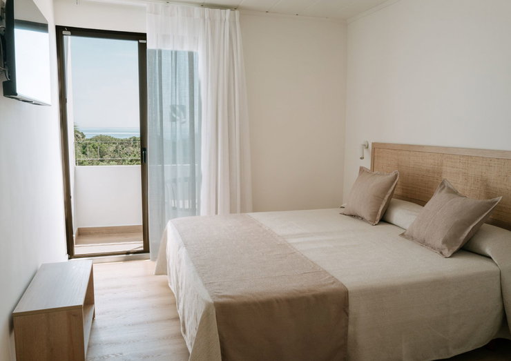 Room image 1