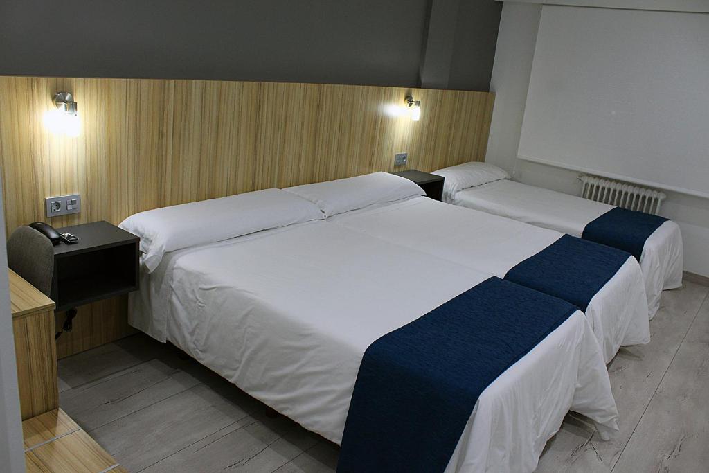 Room Habitación Individual image