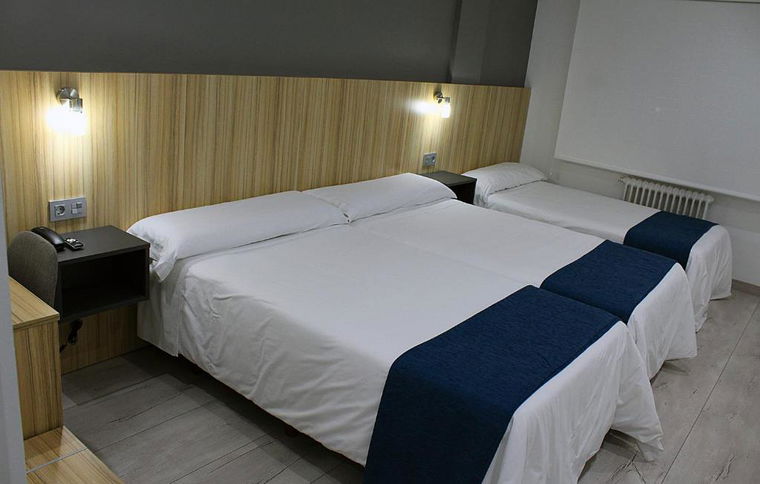 Room Habitación Individual image