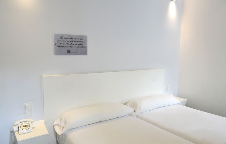 Room Habitación Individual image