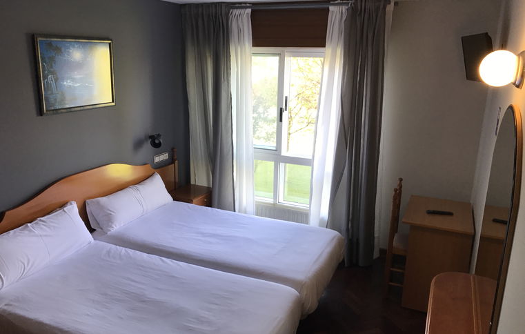 Room Habitación Individual image