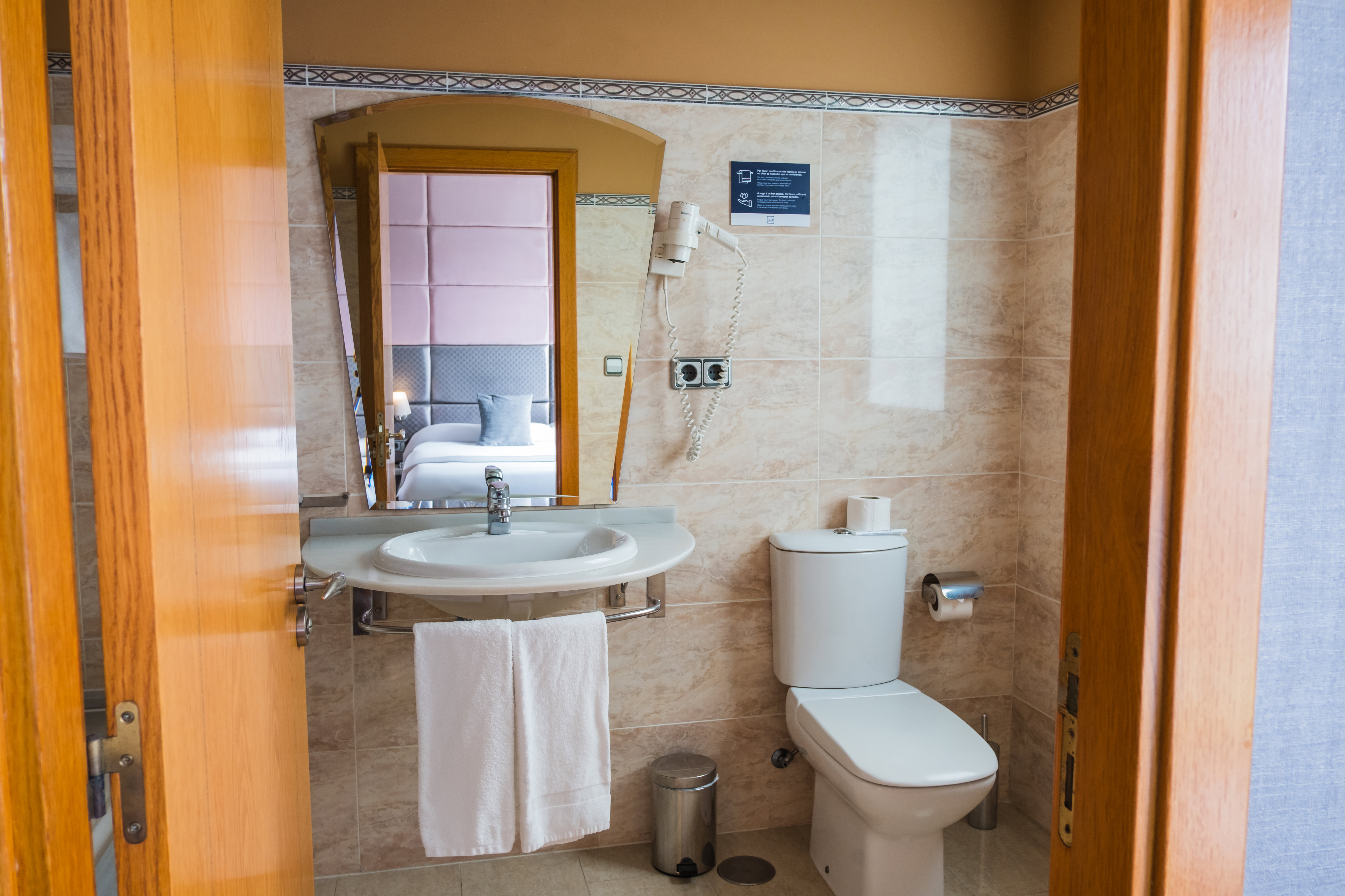Room Habitación Individual image