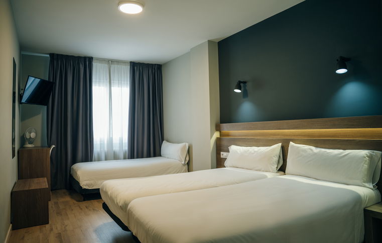 Room Habitación Individual image