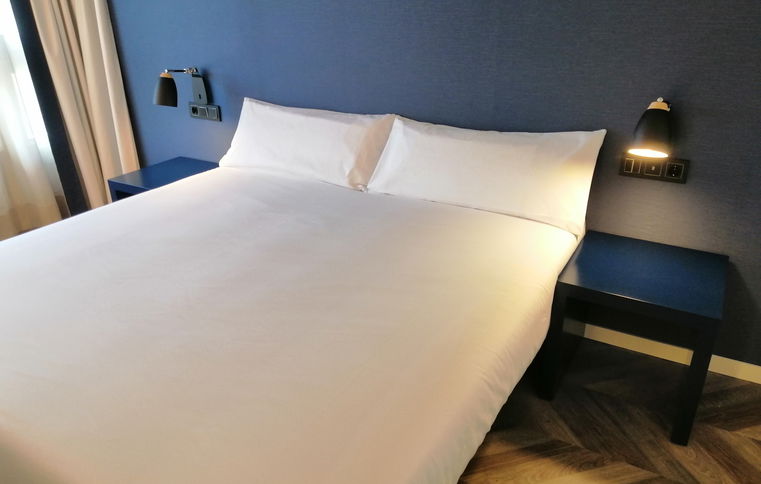 Room Habitación Individual image