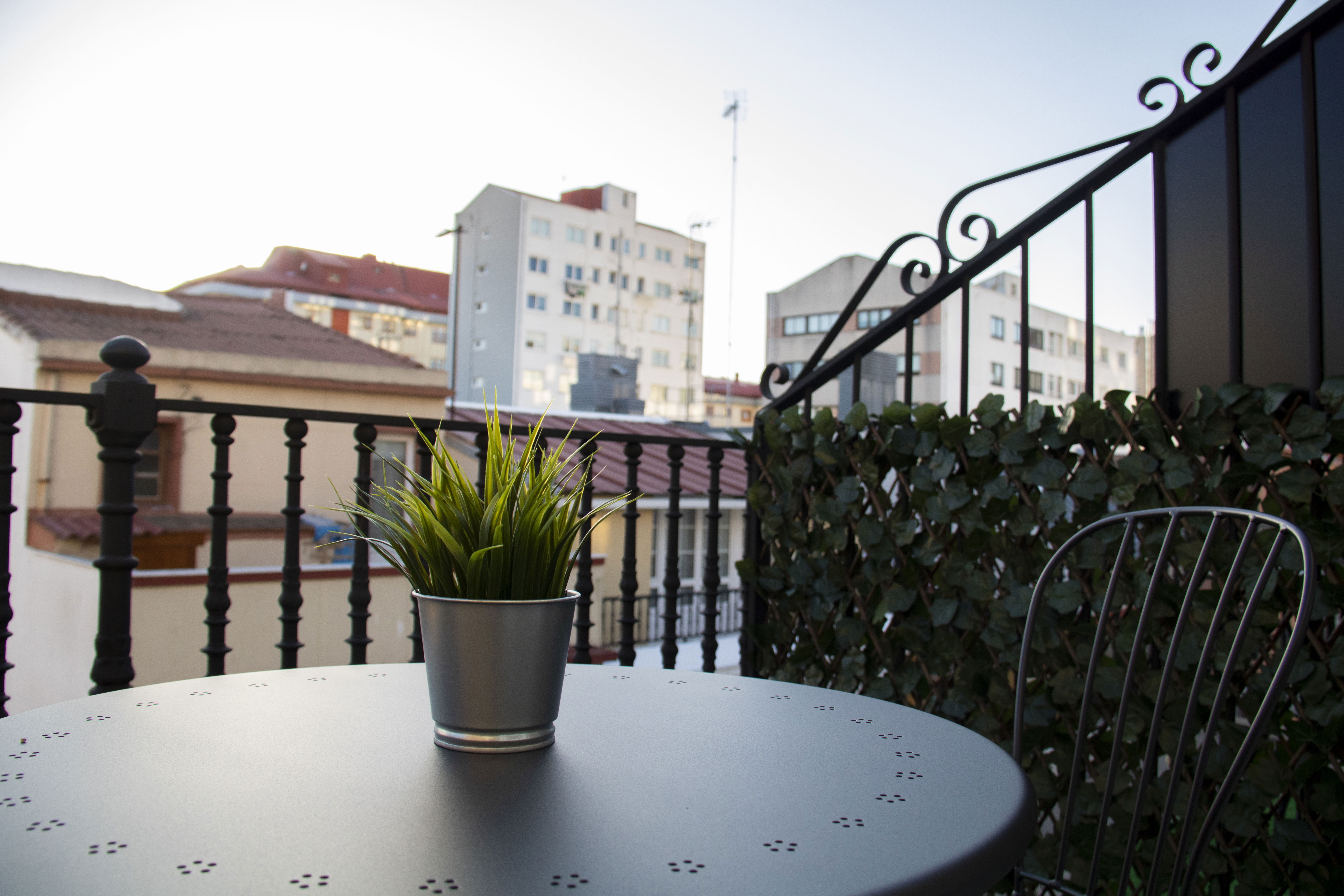 Room Habitación Individual Amplia image