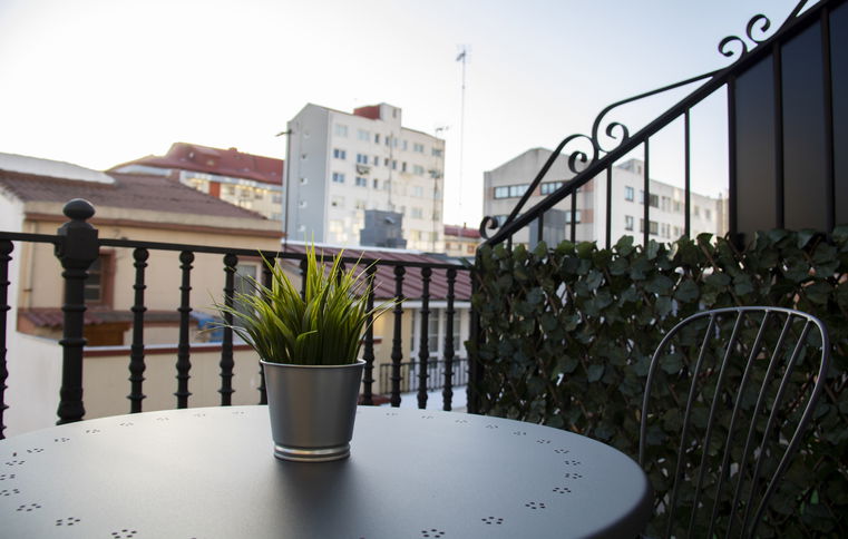 Room Habitación Individual Amplia image