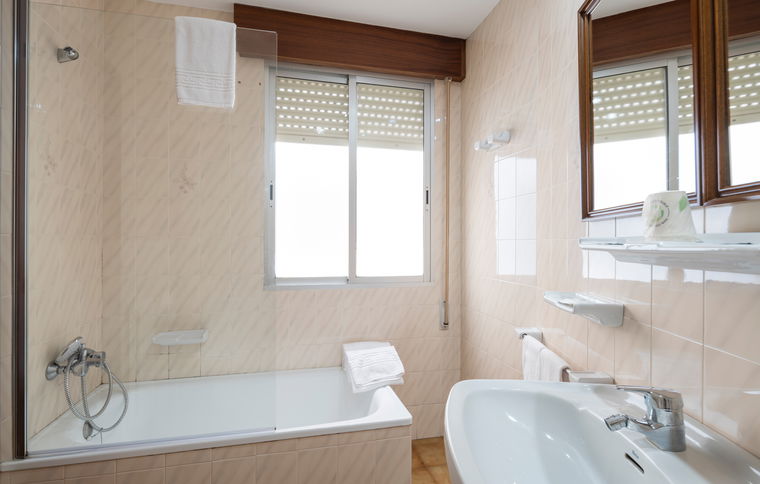 Room Habitación Individual image